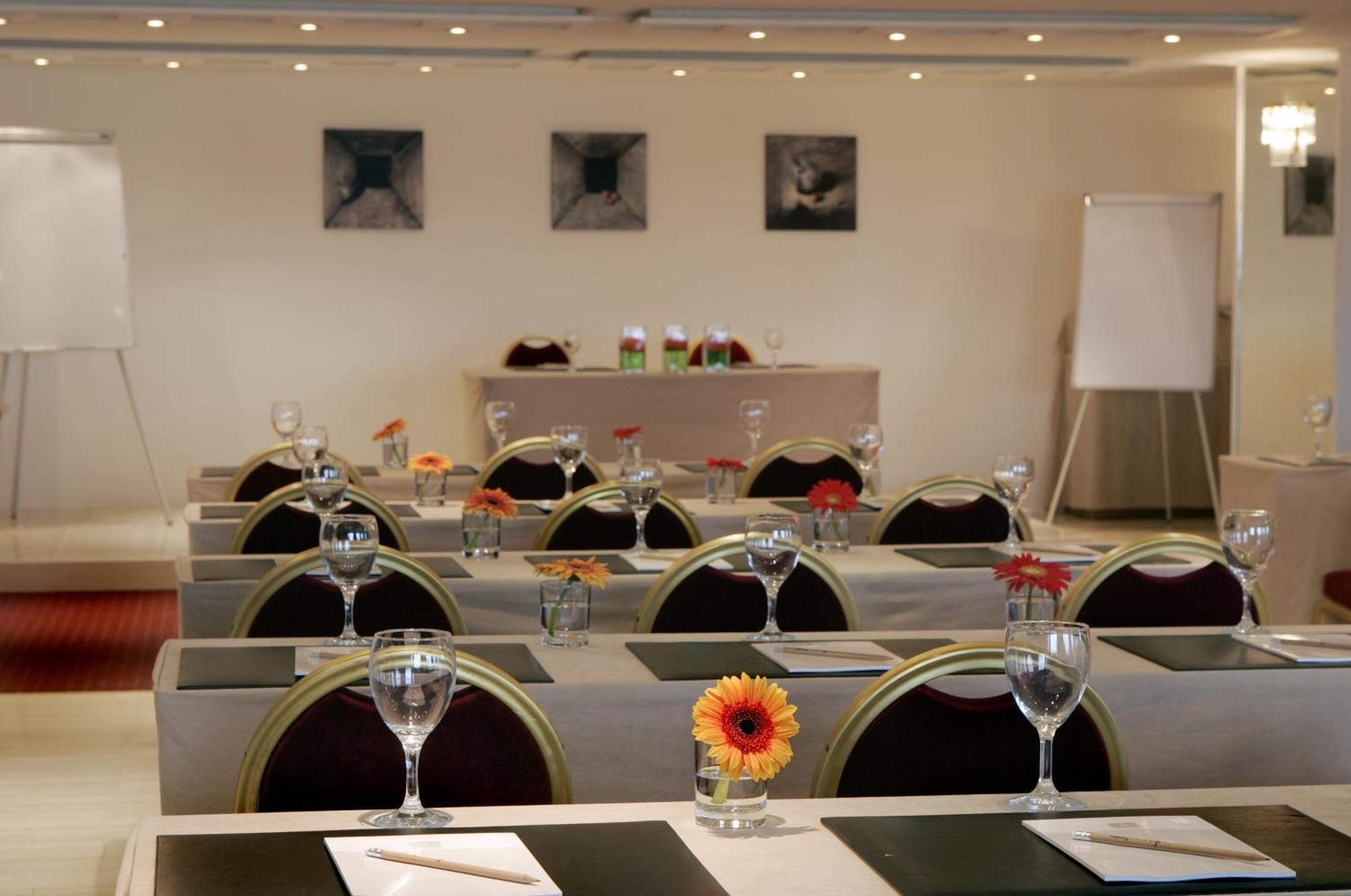Poseidon Athens Hotel Bagian luar foto
